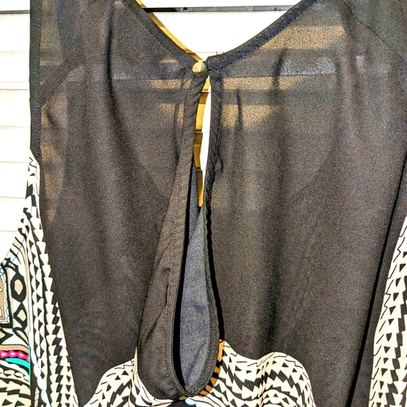 Mossimo Women's Large Hi Lo Tank Top With Tribal Pattern - Picture 8 of 10